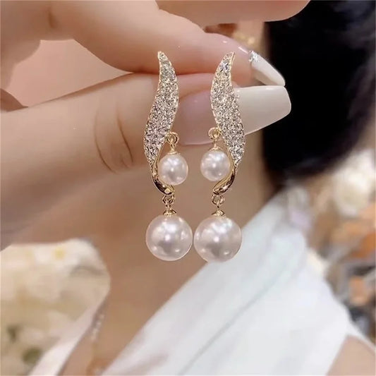 Classic Elegant Pearl Earrings