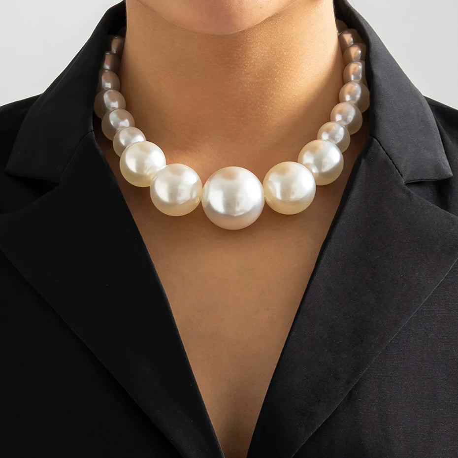 Captivating Pearl Choker Her Necklace